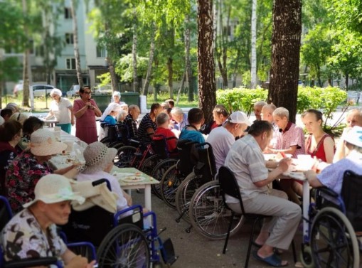 'Набережночелнинский дом-интернат для престарелых и инвалидов' - пансионат для пожилых людей фото