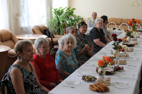 'МБУ ЦСО граждан пожилого возраста и инвалидов Белокалитвинского района' - пансионат для пожилых людей фото