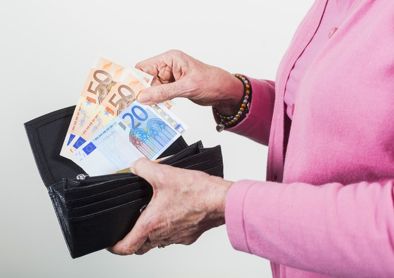 как оплачивают услуги домов престарелых в германии