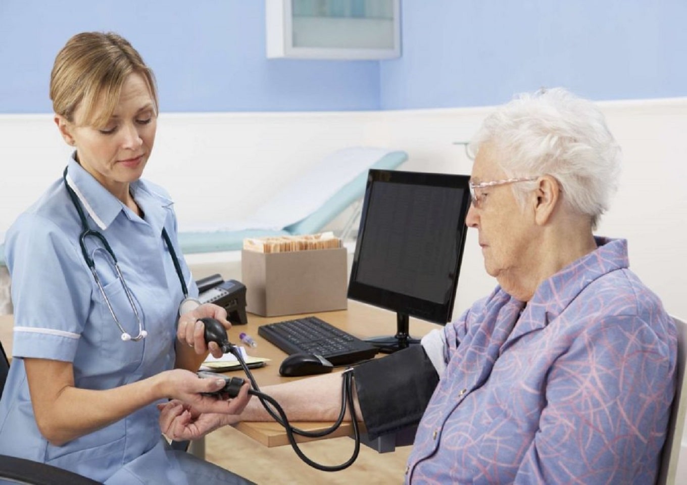 Основные принципы реабилитации пожилых после инфаркта в пансионате