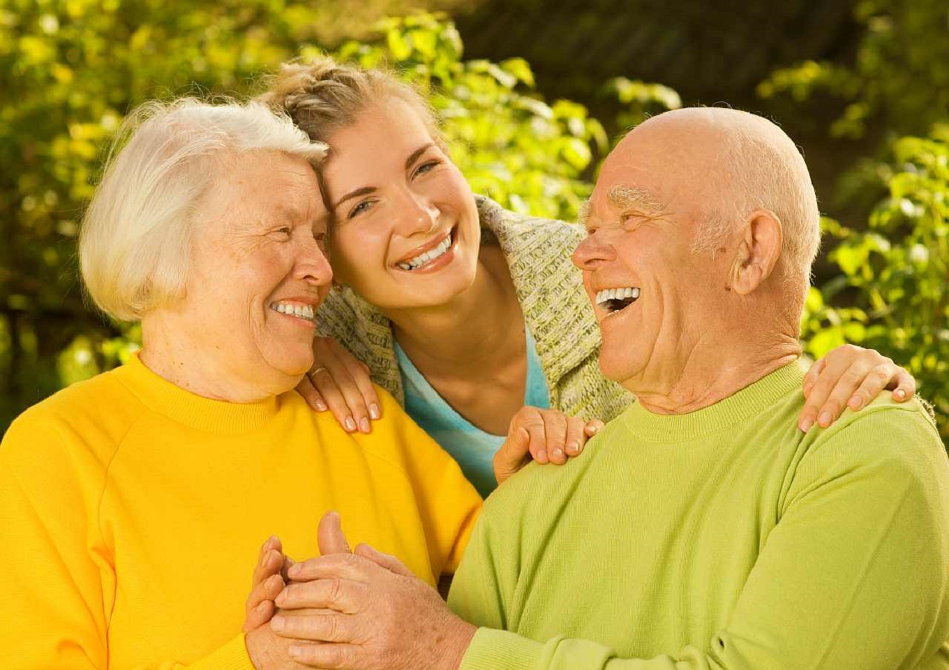 Красивые картинки бабушки и дедушки. Бабушка и дедушка. Счастливые пожилые люди. Счастливые лица пожилых. Счастливые пожилые родители.